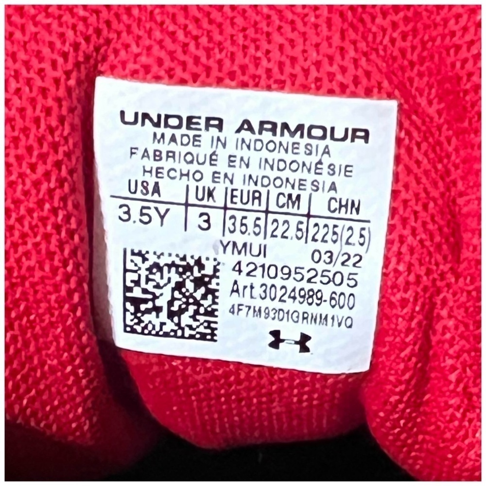 UNDER ARMOUR • KID'S SURGE 3 RUNNING SHOE (YOUTH) - Picture 11 of 11